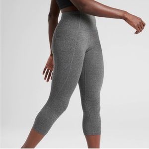 Athleta Salutations Stash Pocket Capri
